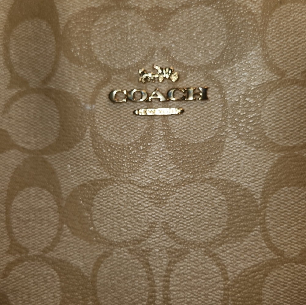 Coach purse - Picture 2 of 4